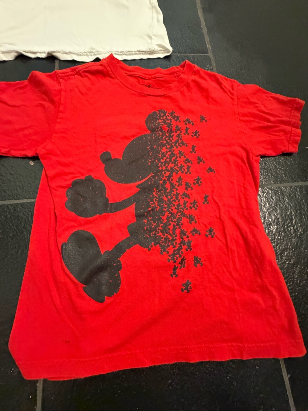 Disney Mickey Mouse Graphic T-Shirt Bundle Lot Kids Size small - Picture 3 of 5